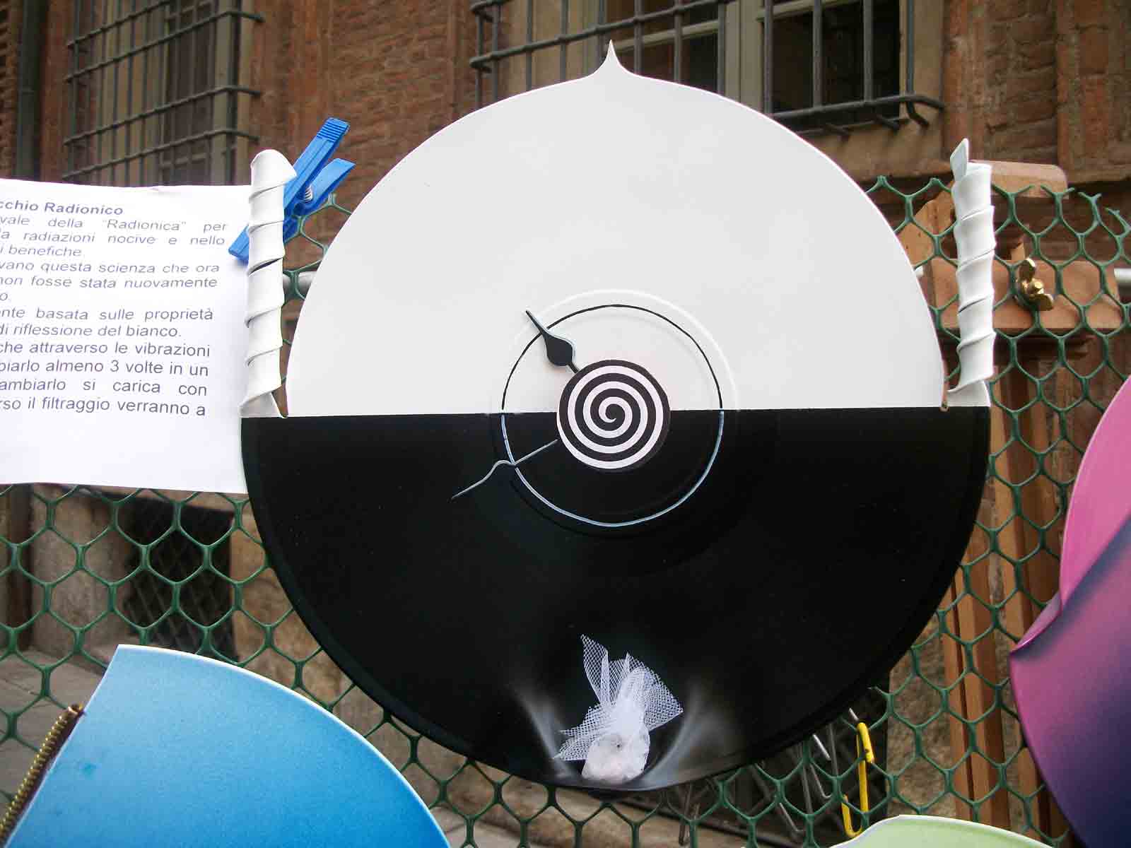 Apparecchio Radionico